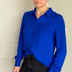 H&M royal blue button down top